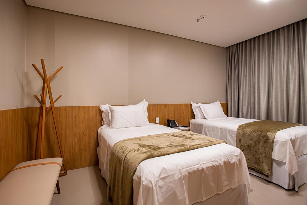 Amazon Aeroporto Hotel Cuiabá Esterno foto